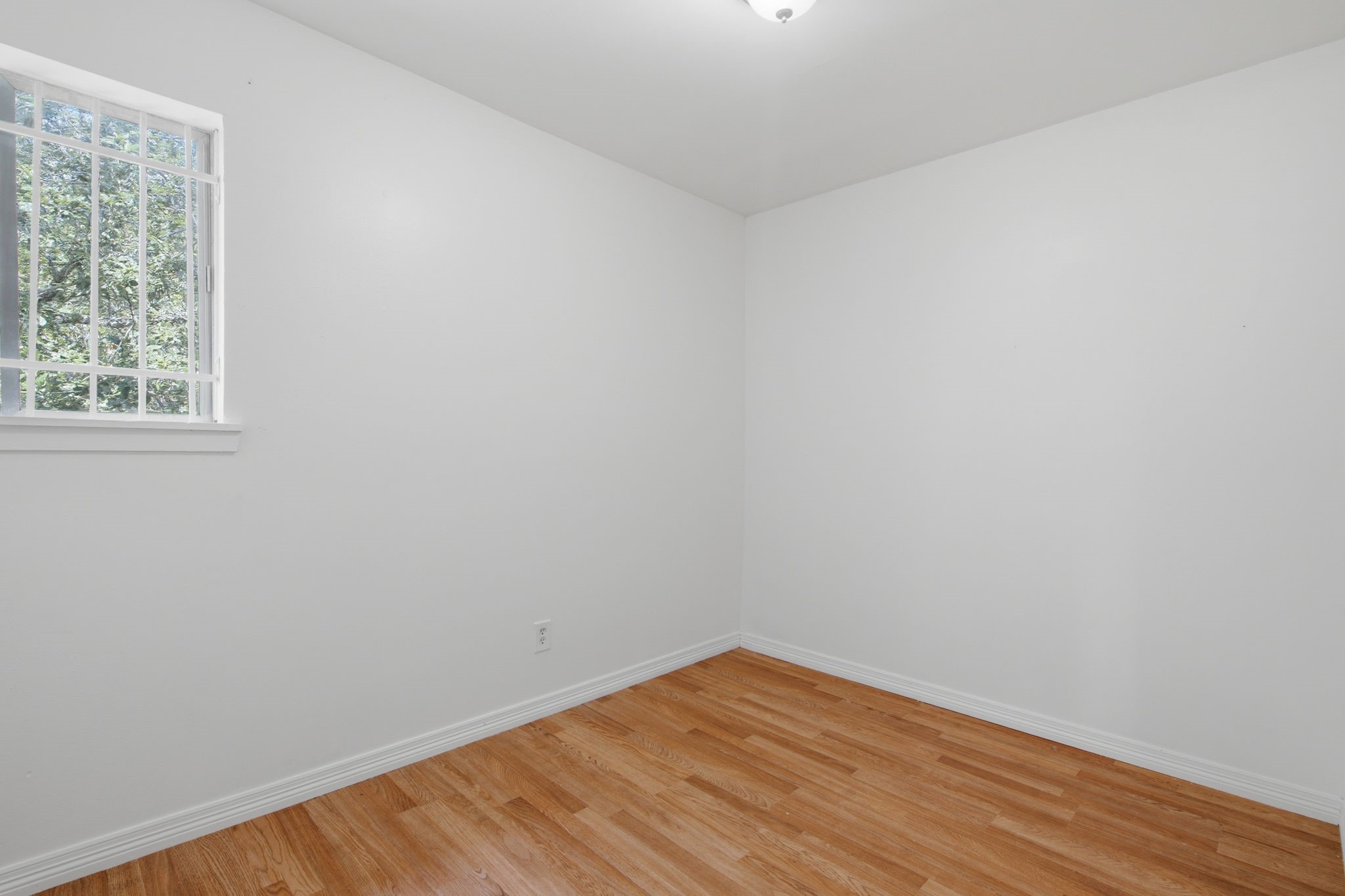 8706 Jason Street, Houston, TX 77074