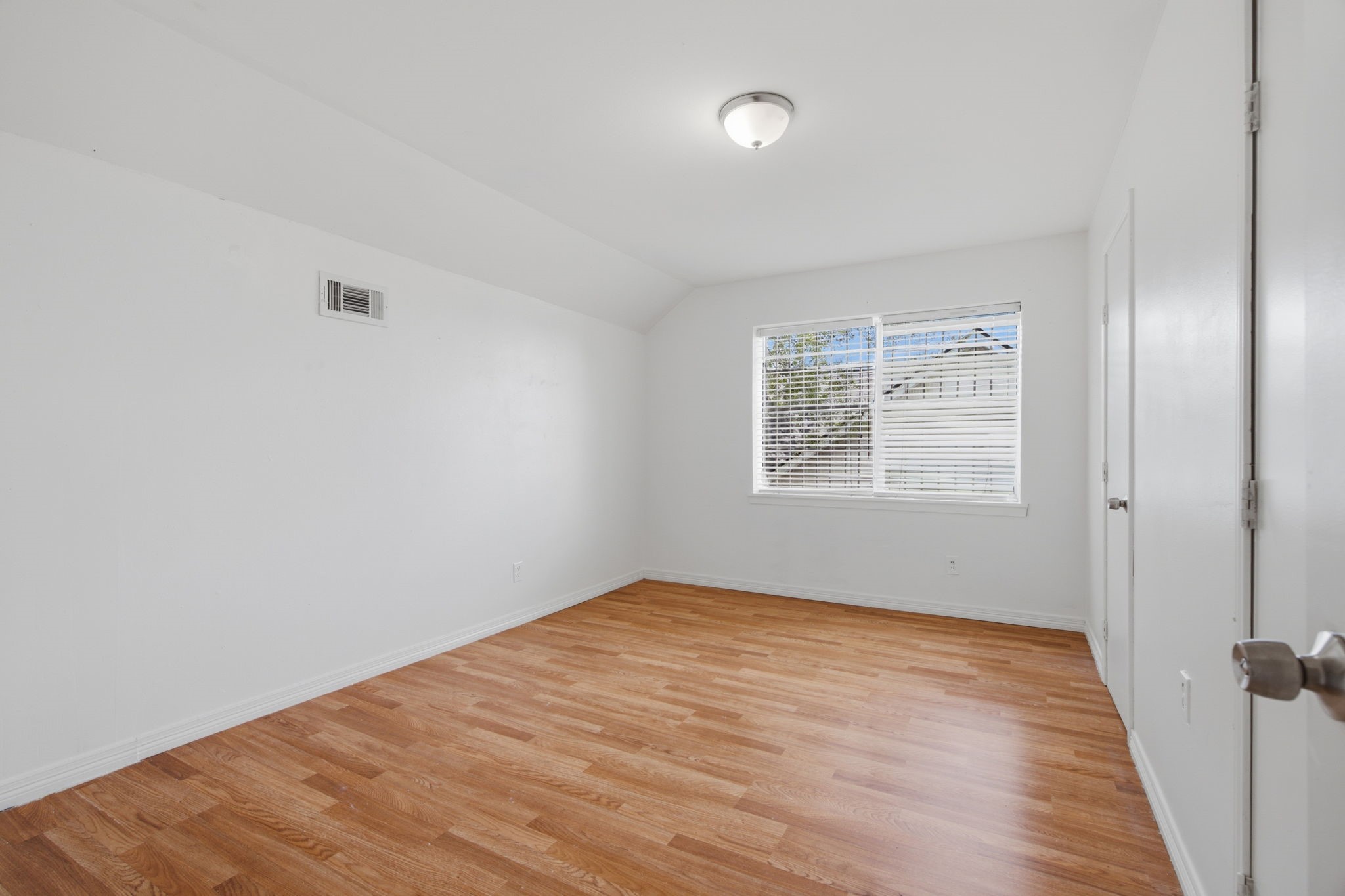 8706 Jason Street, Houston, TX 77074
