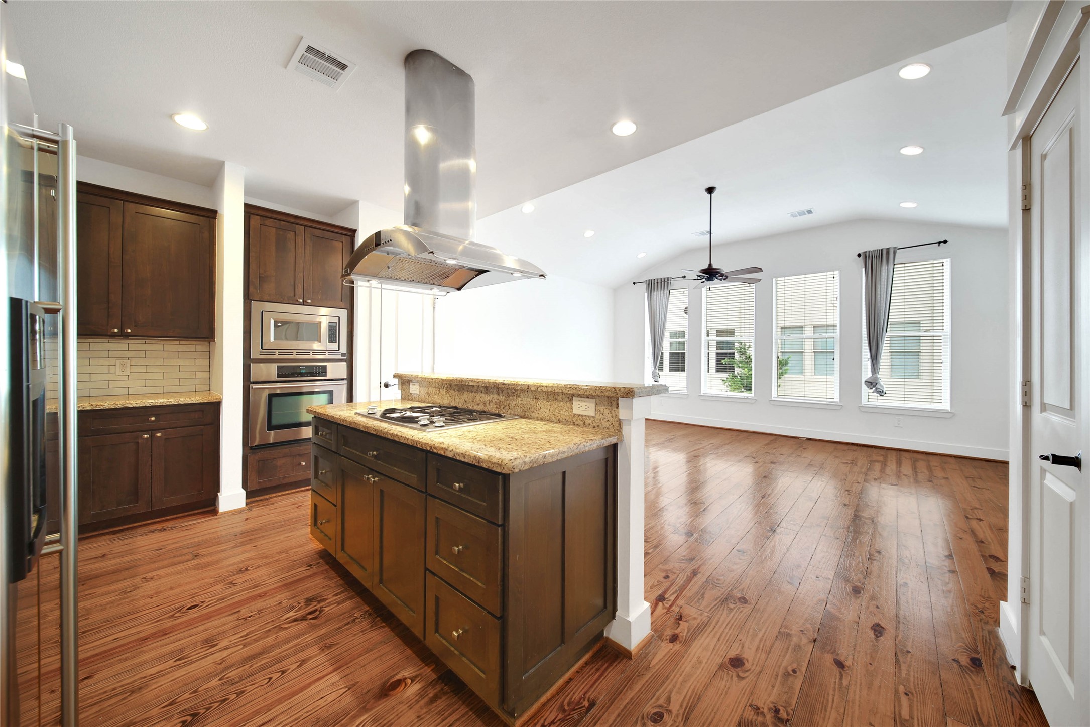 108 Riley Lane, Houston, TX 77003