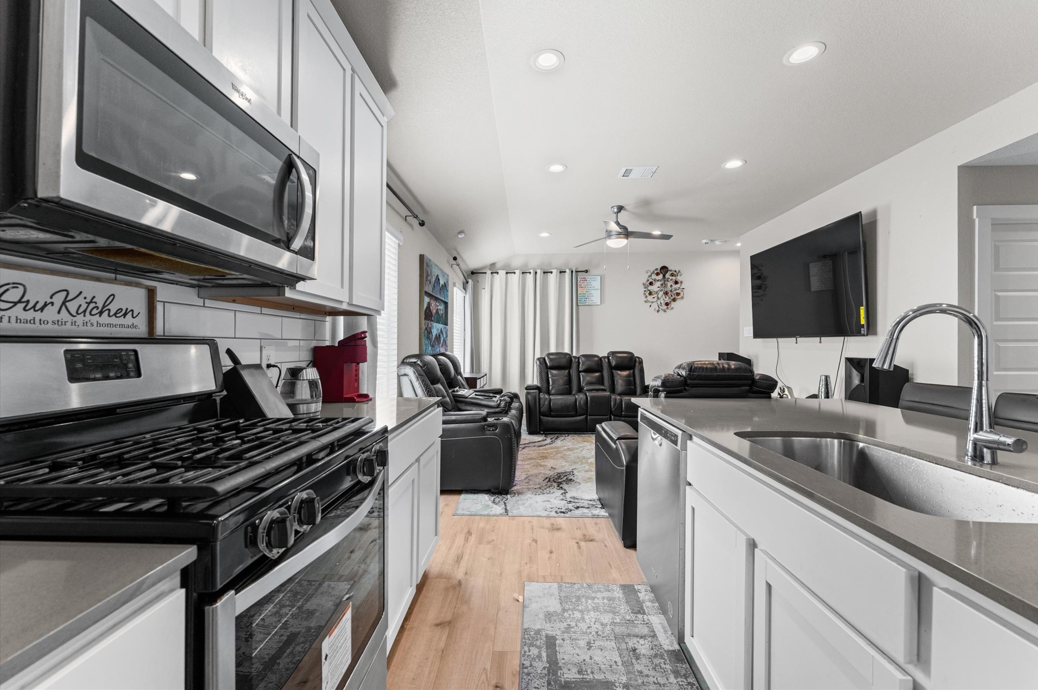 7606 Rainham Valley Lane, Richmond, TX 77407