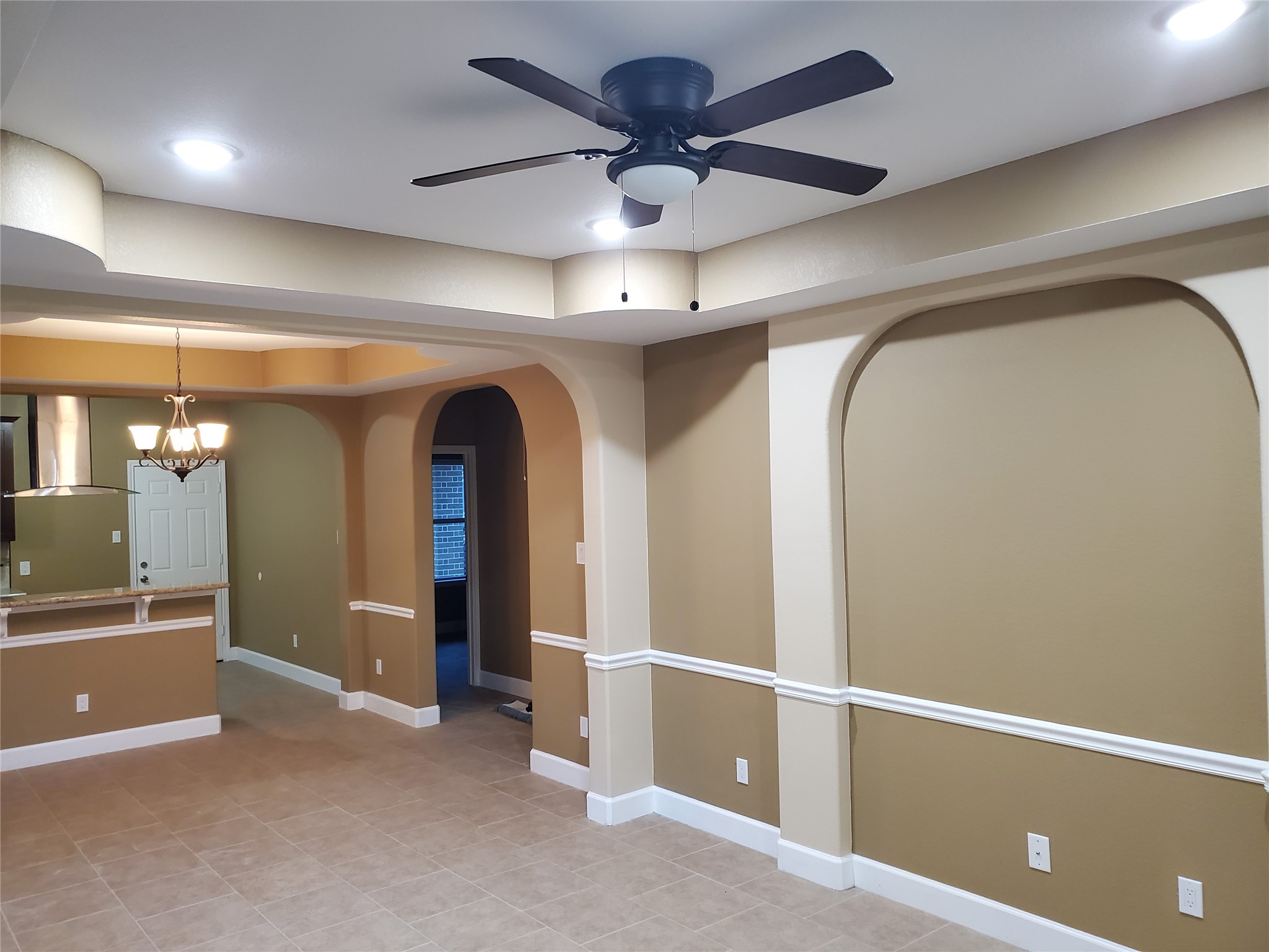 Wall Nices & Decor Ceiling