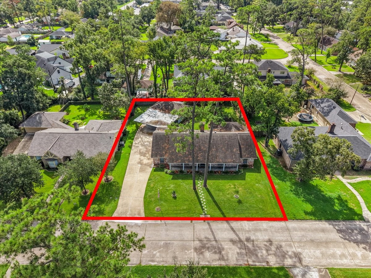 2904 Frostwood Circle, Dickinson, TX 77539