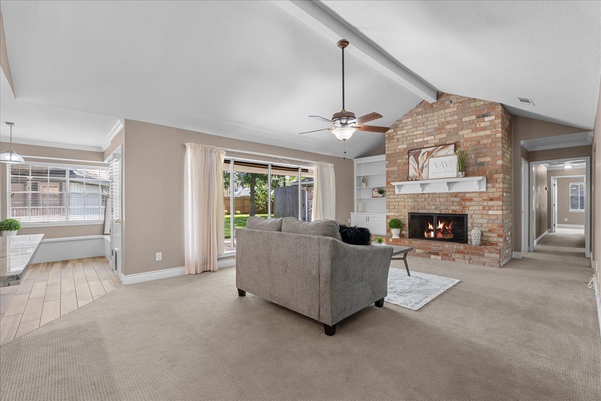 2904 Frostwood Circle, Dickinson, TX 77539