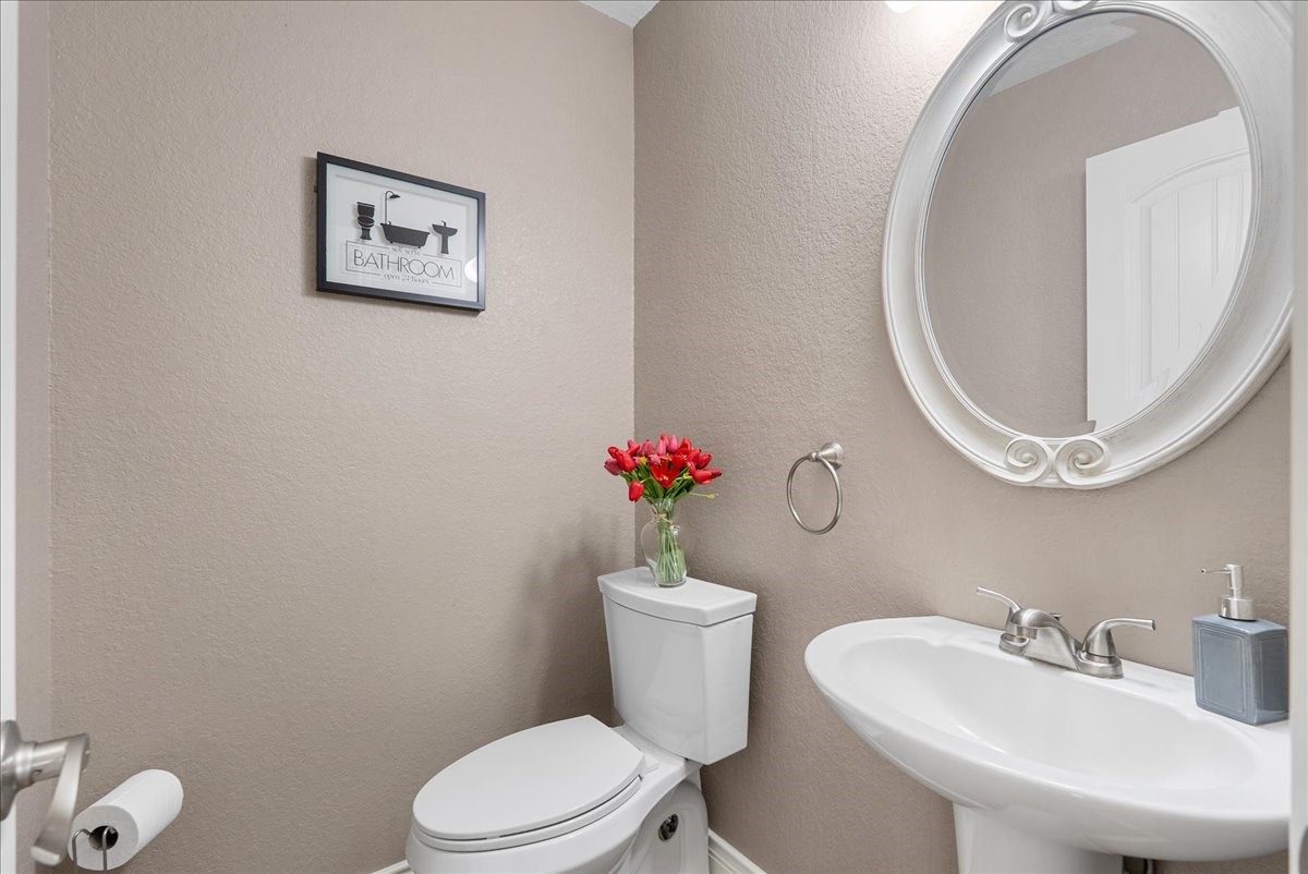 2904 Frostwood Circle, Dickinson, TX 77539