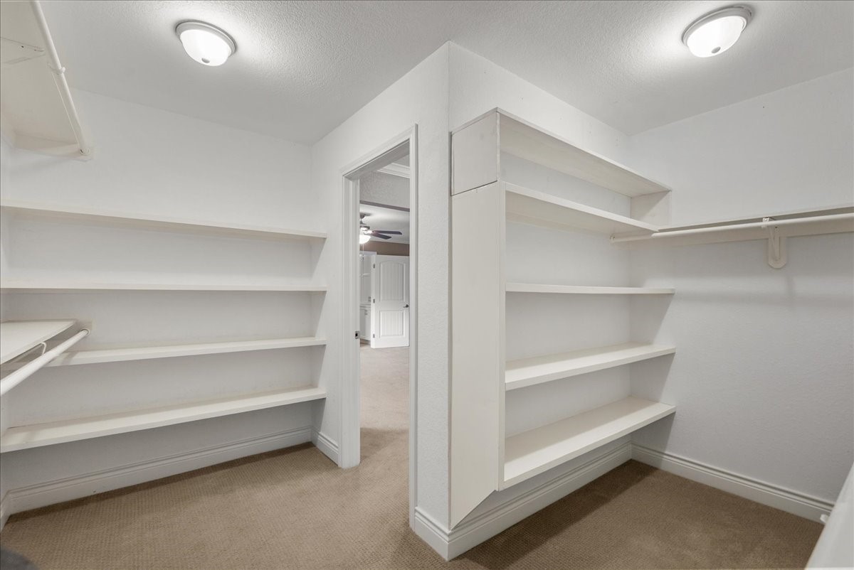 2904 Frostwood Circle, Dickinson, TX 77539
