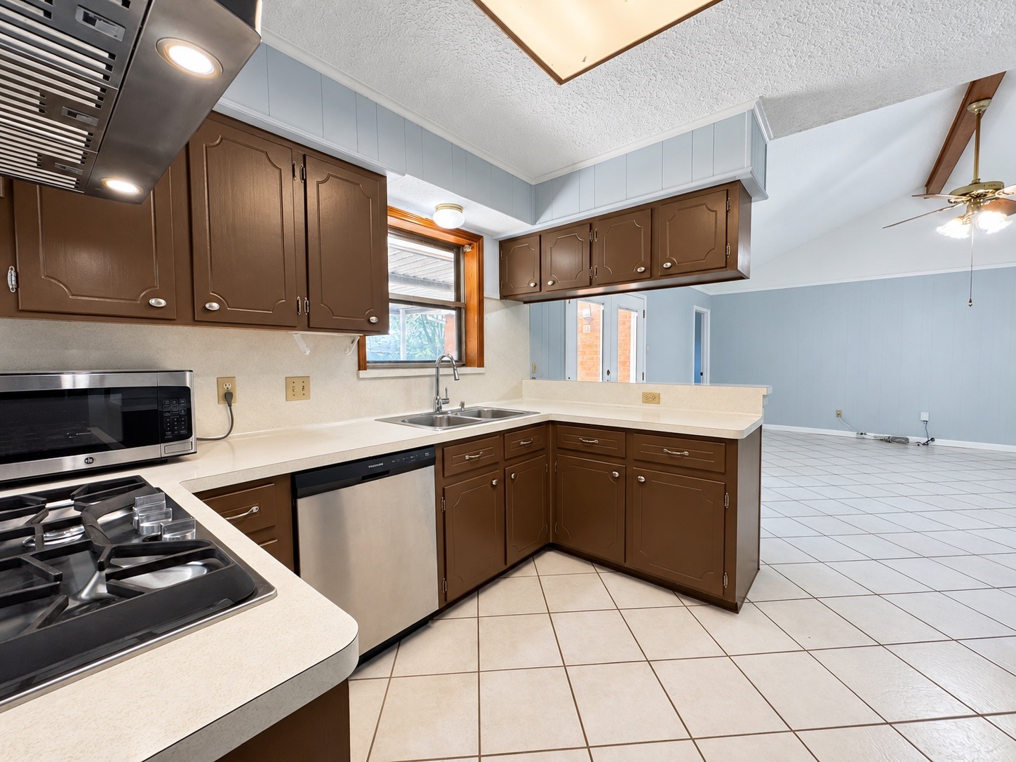 4507 Arapajo Street, Pasadena, TX 77504
