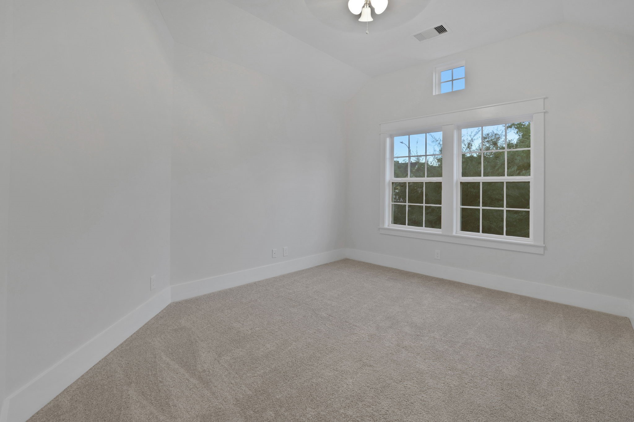 A simple open layout to shape around your needs.