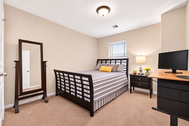 Upstairs bedroom 2