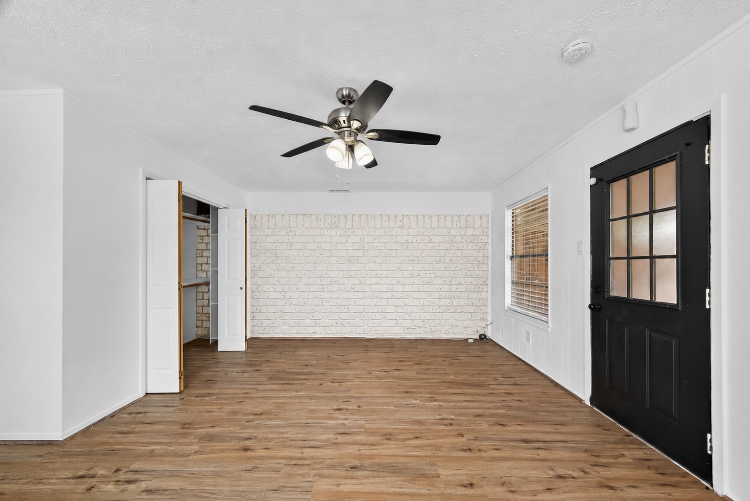 9858 Sageaspen Lane, Houston, TX 77089