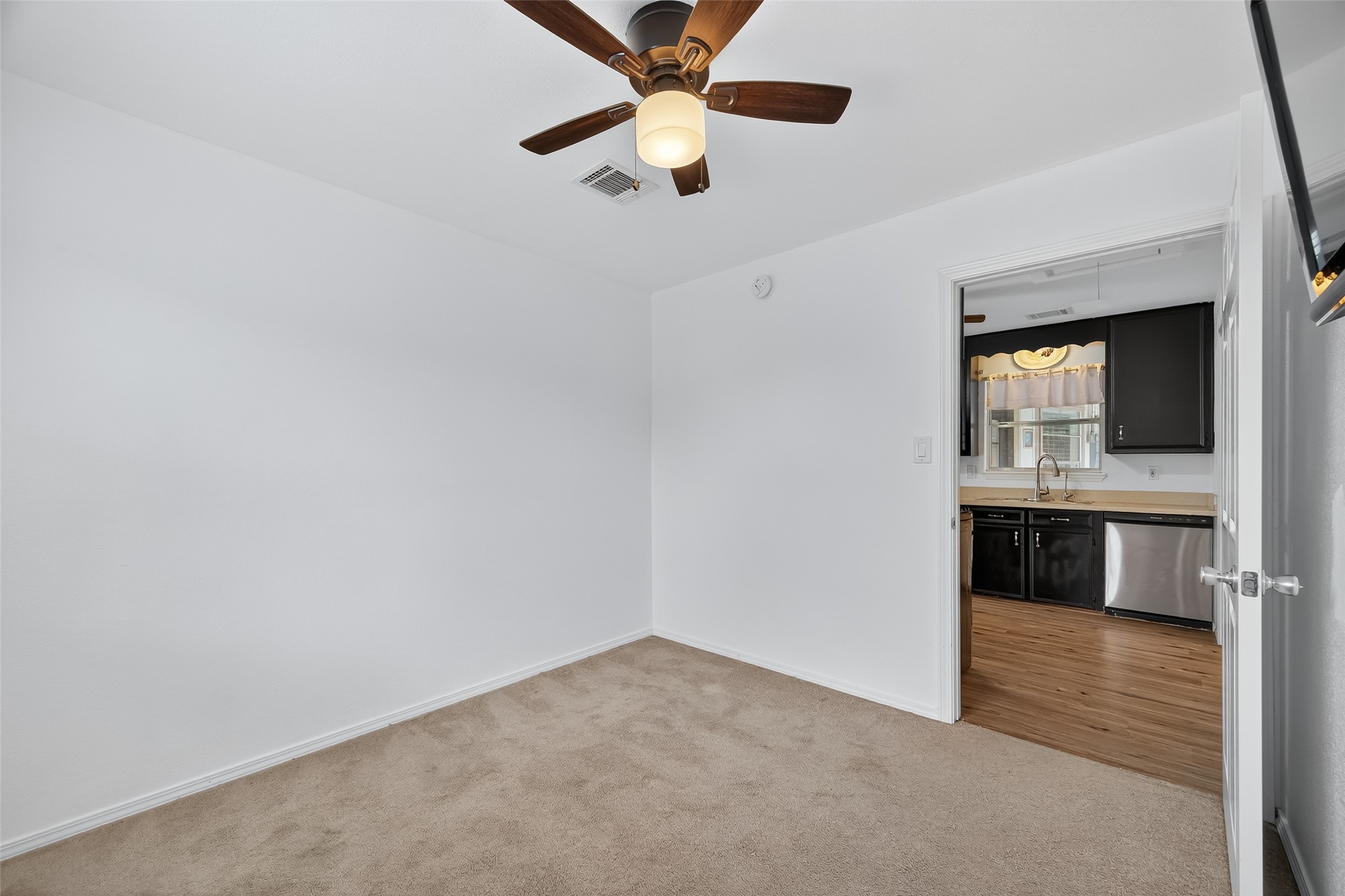 9858 Sageaspen Lane, Houston, TX 77089