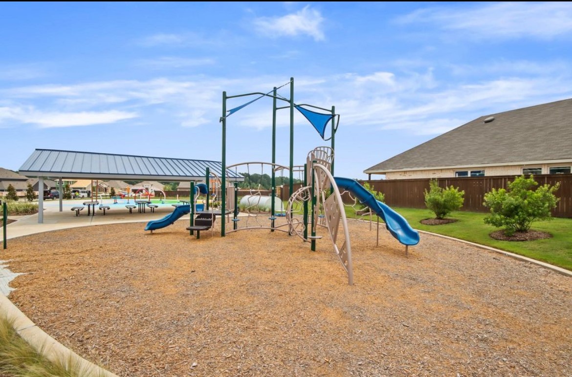 4639 Mesquite Trail Blush, Pinehurst, TX 77362