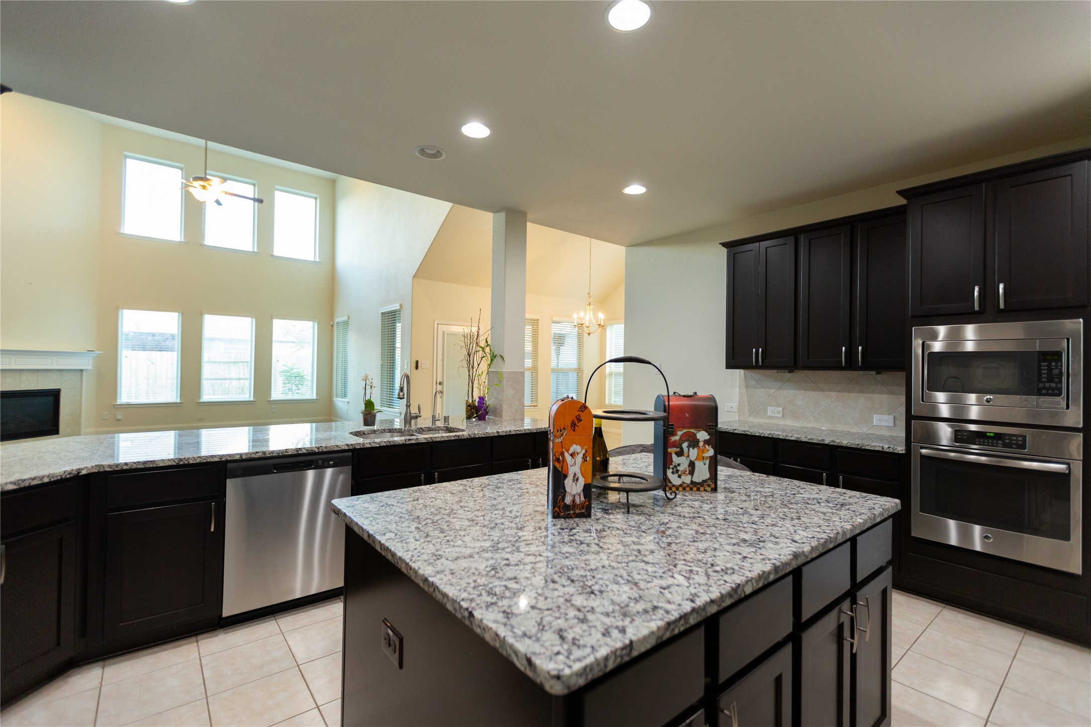 Large island counter space