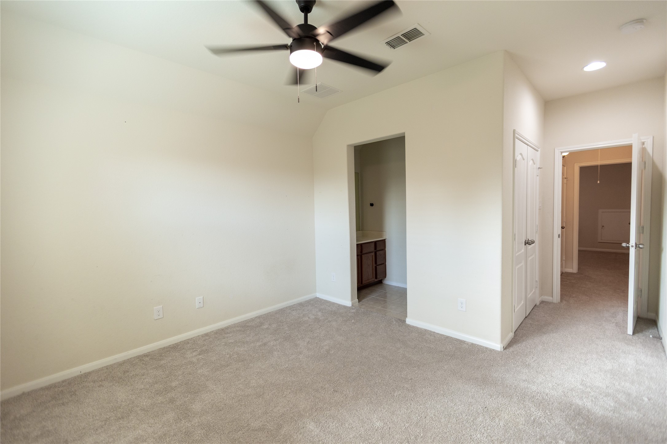 3rd Bedroom opposite view (upstairs)
