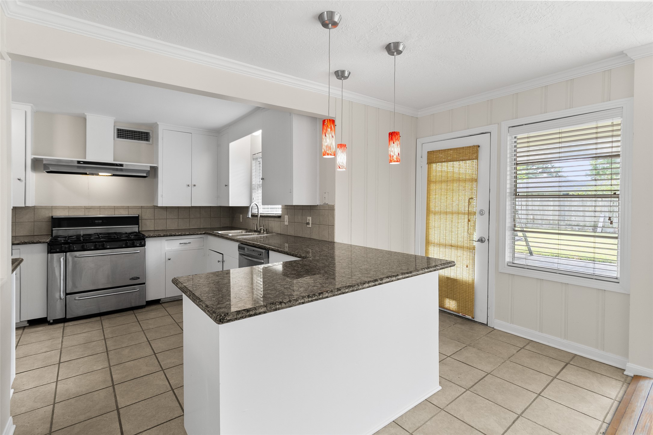 3023 Fairhope Street, Houston, TX 77025