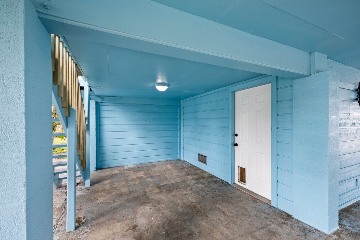7210 Beau Terre Street, Hitchcock, TX 77563