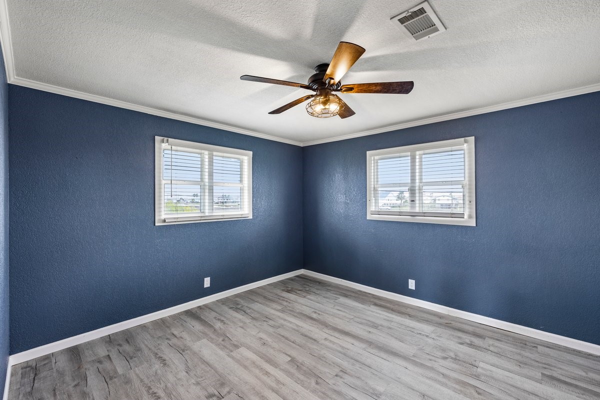 Bedroom #1