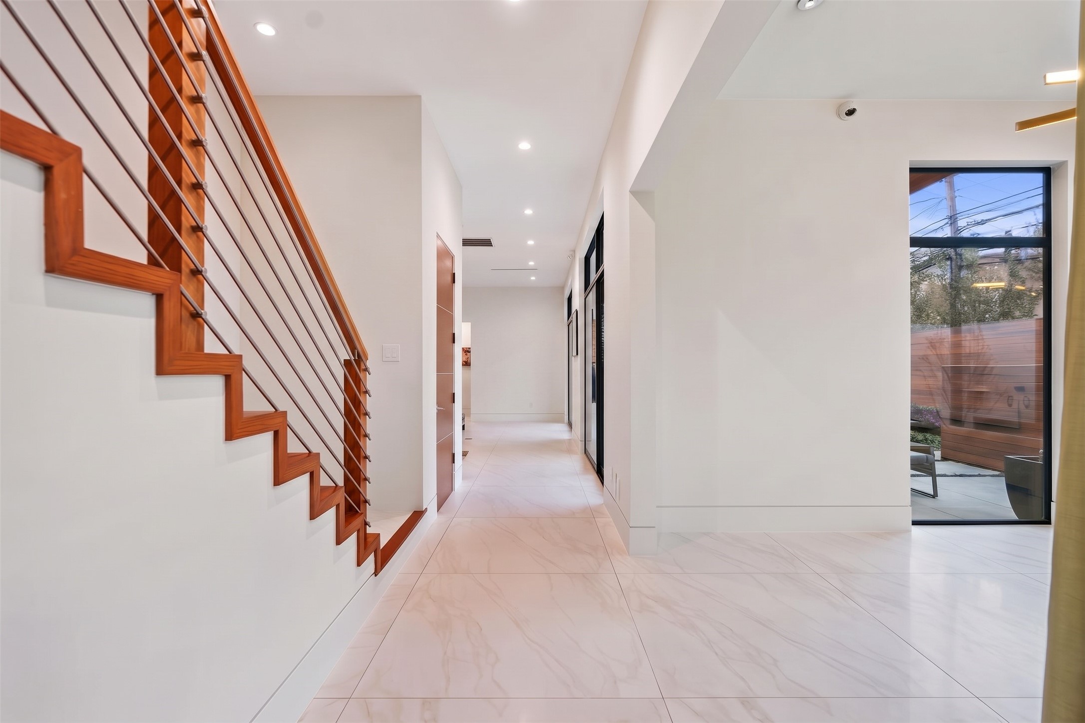 Entry | Furnishings digitally removed.