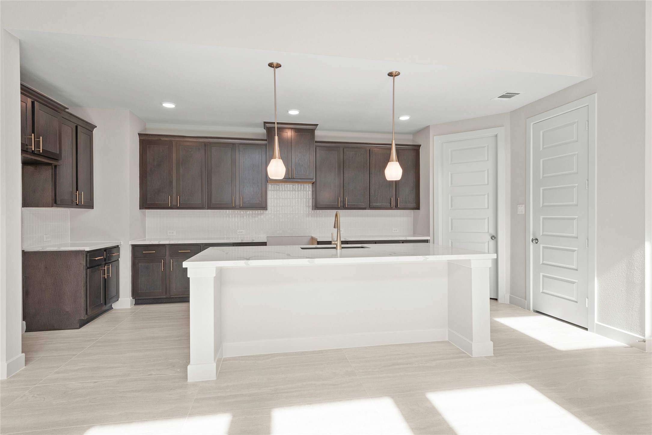 2019 Lobo Court, Montgomery, TX 77316 2019 Lobo Court, Montgomery, TX 77316