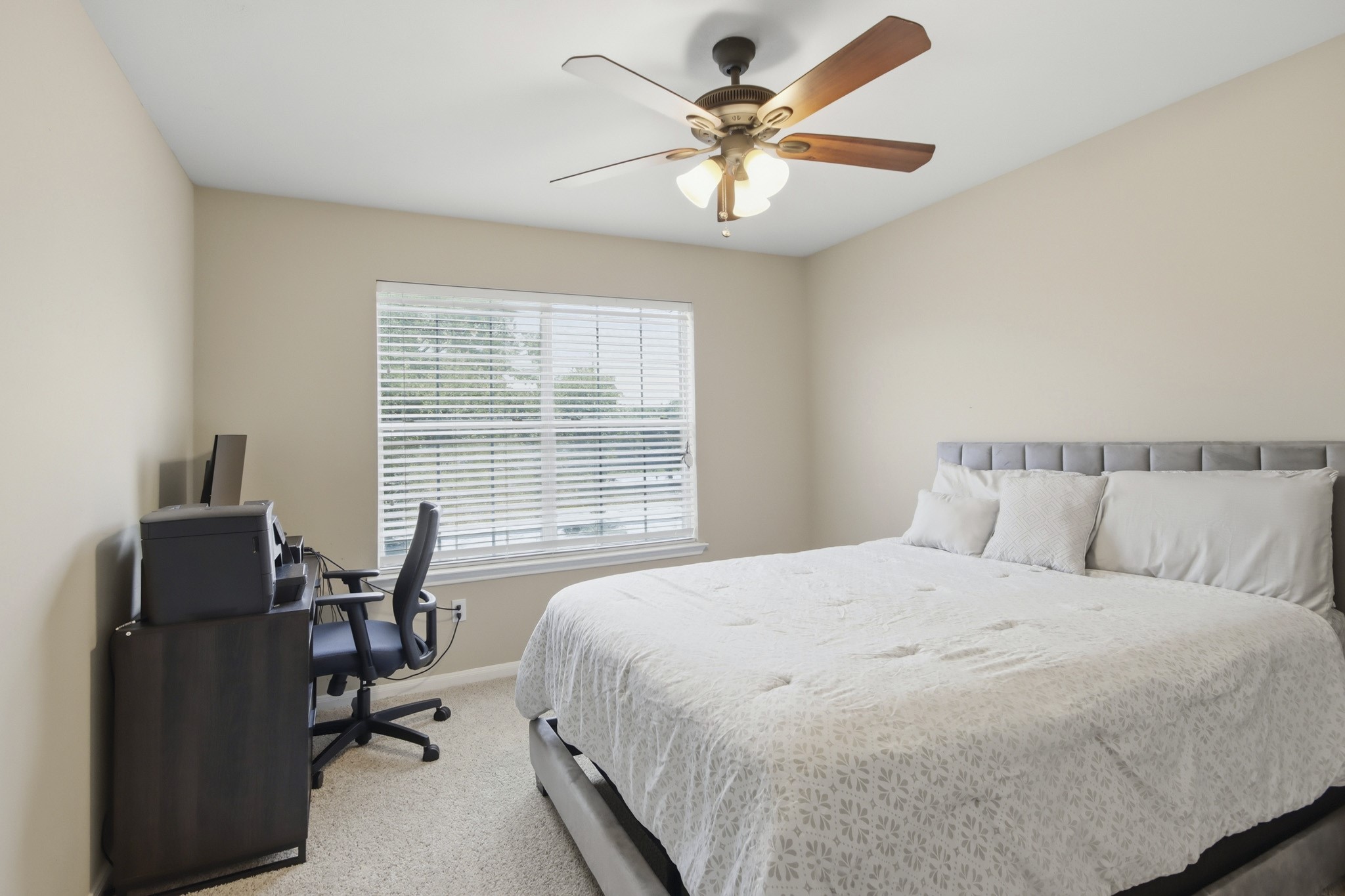 25450 Barmby Drive, Tomball, TX 77375