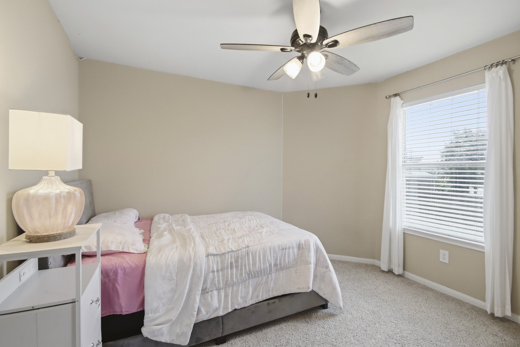 25450 Barmby Drive, Tomball, TX 77375