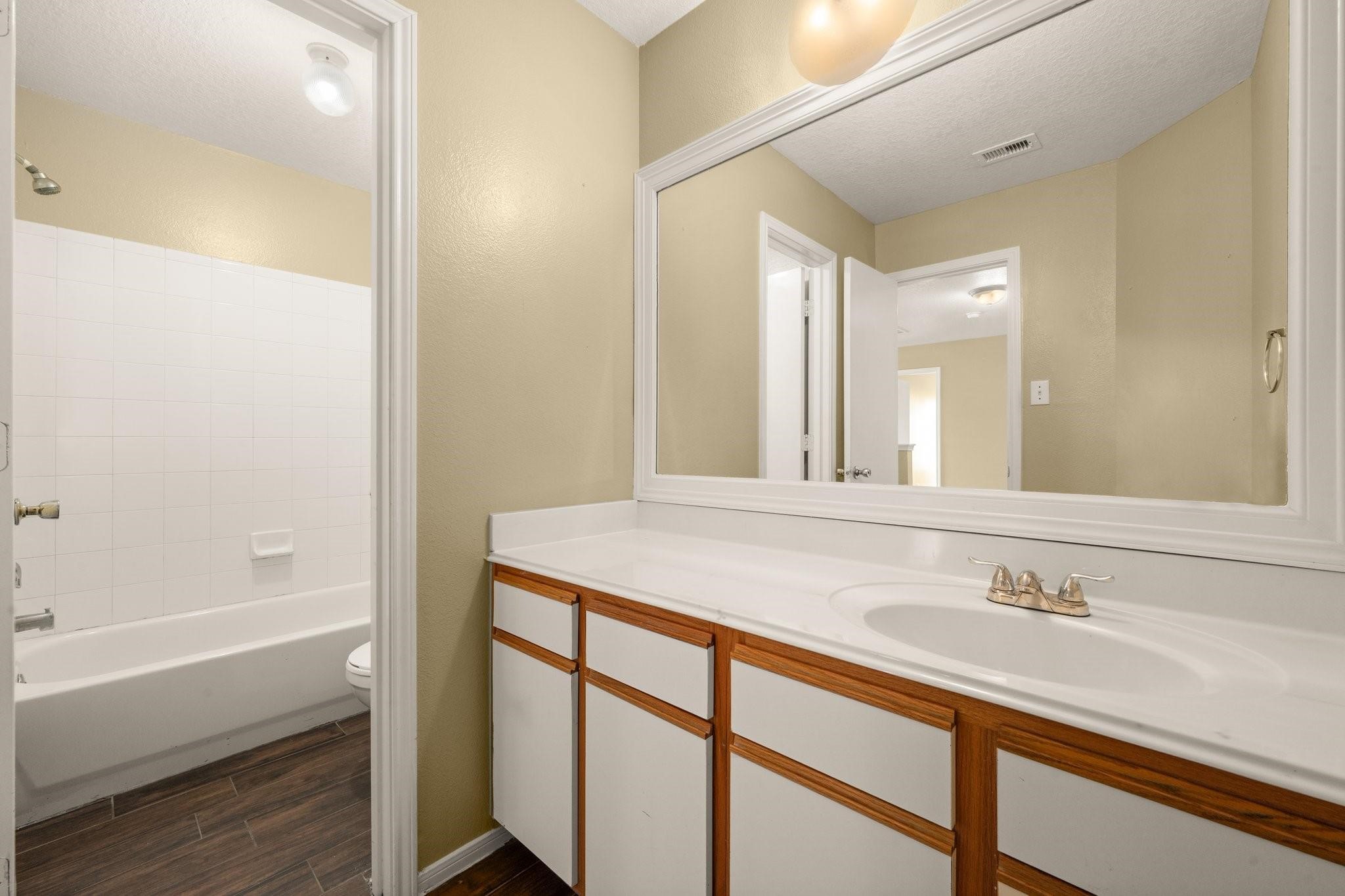 1119 Mossy Branch Street, Houston, TX 77073