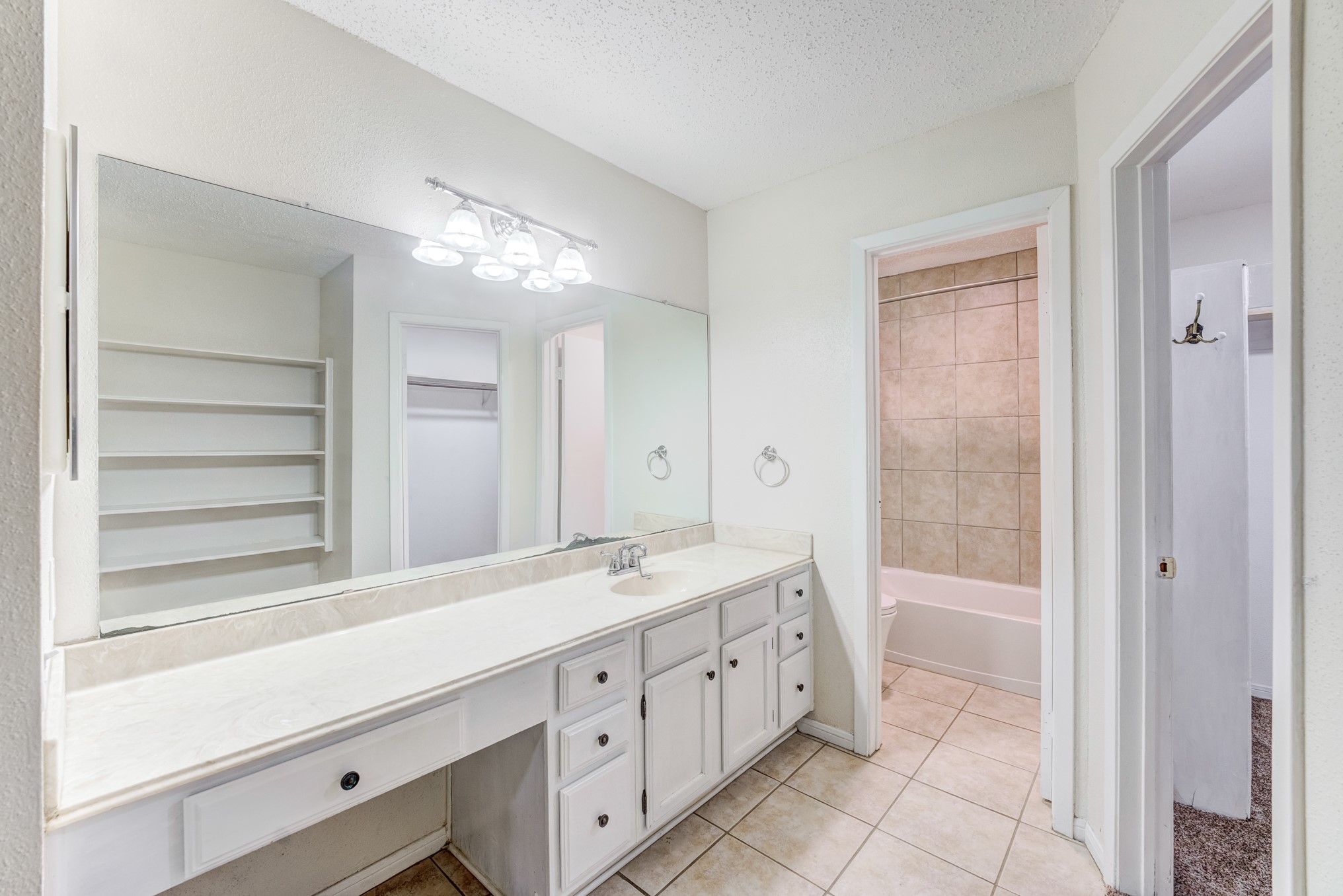 9607 Yearling Court, Houston, TX 77065