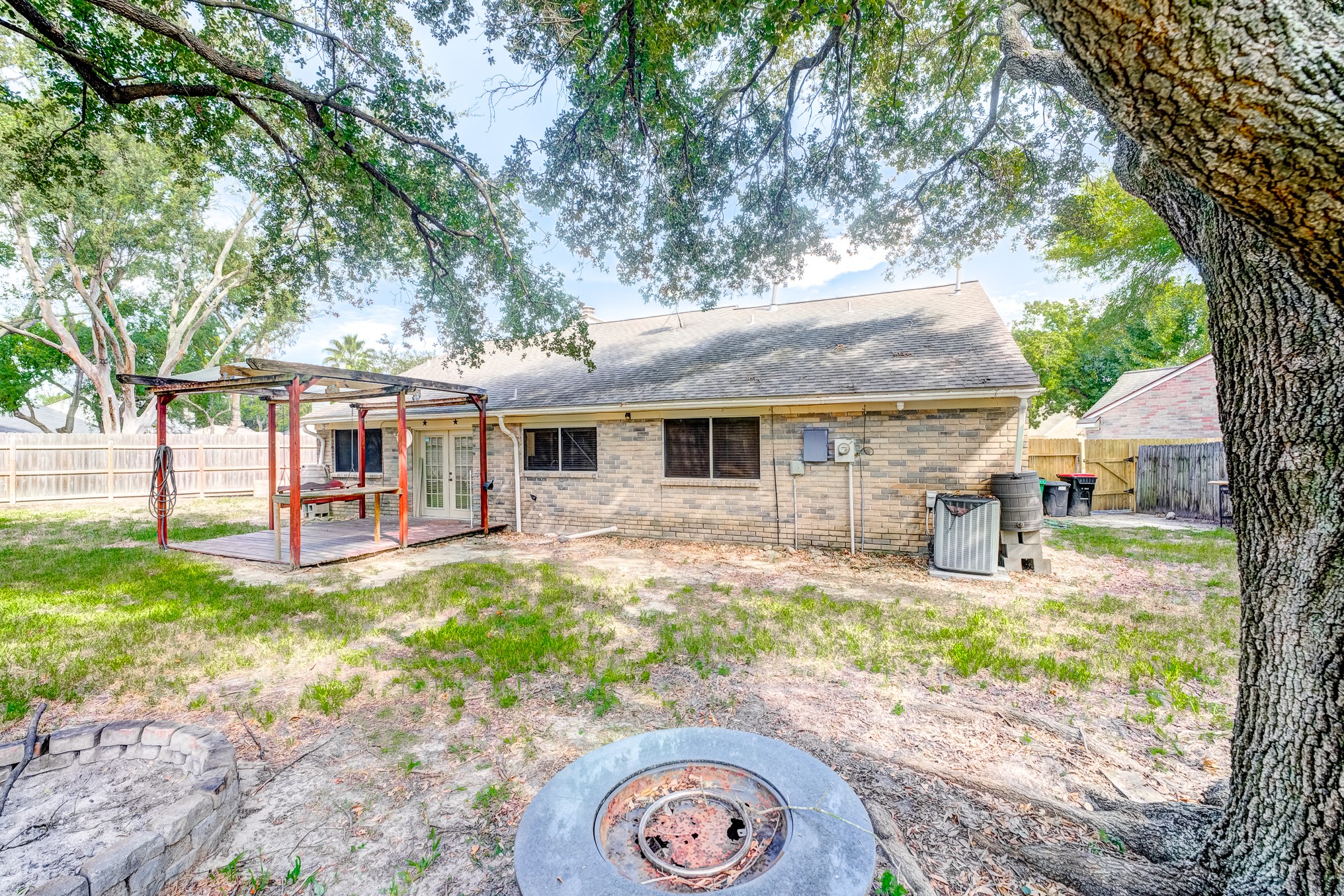 9607 Yearling Court, Houston, TX 77065
