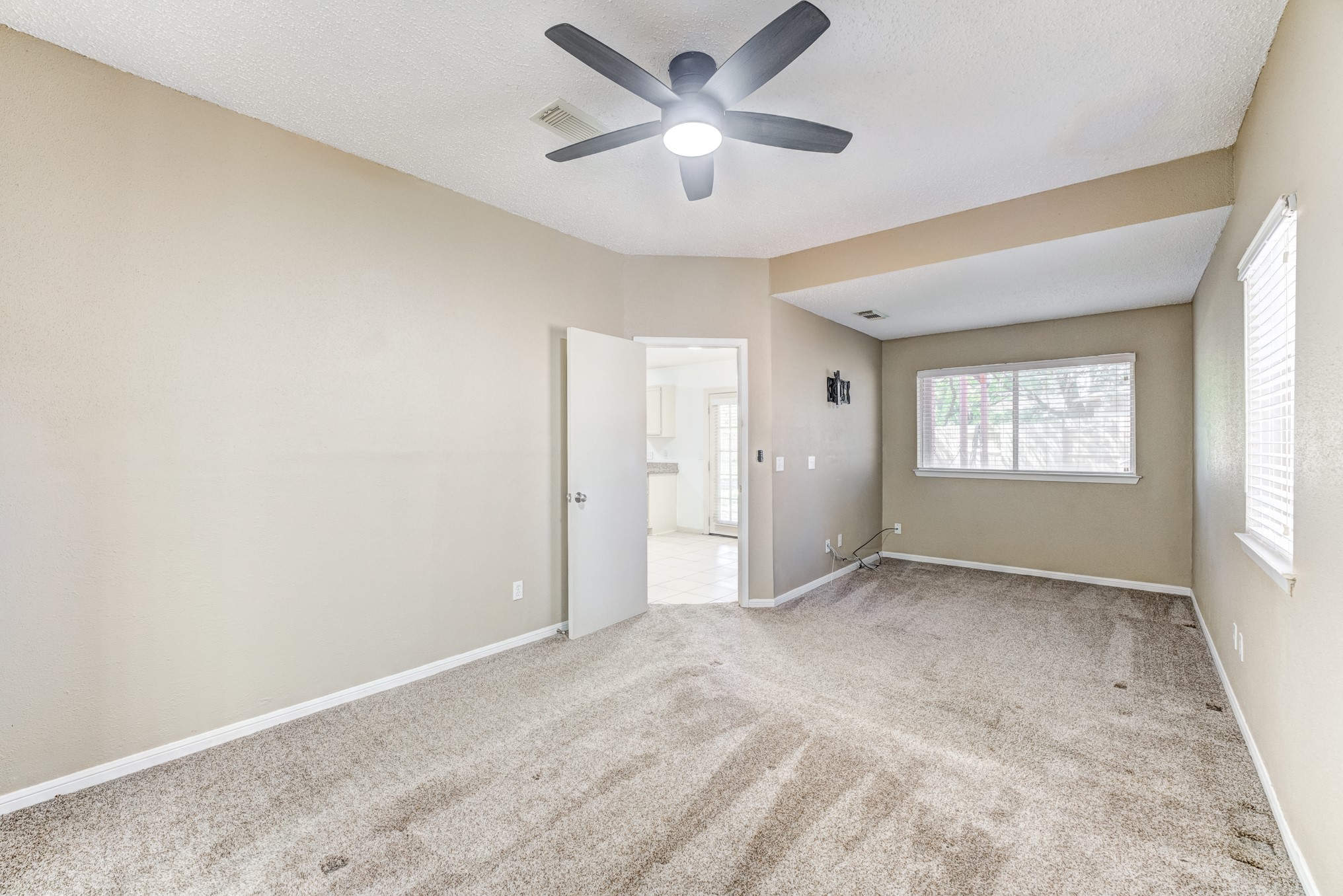 9607 Yearling Court, Houston, TX 77065