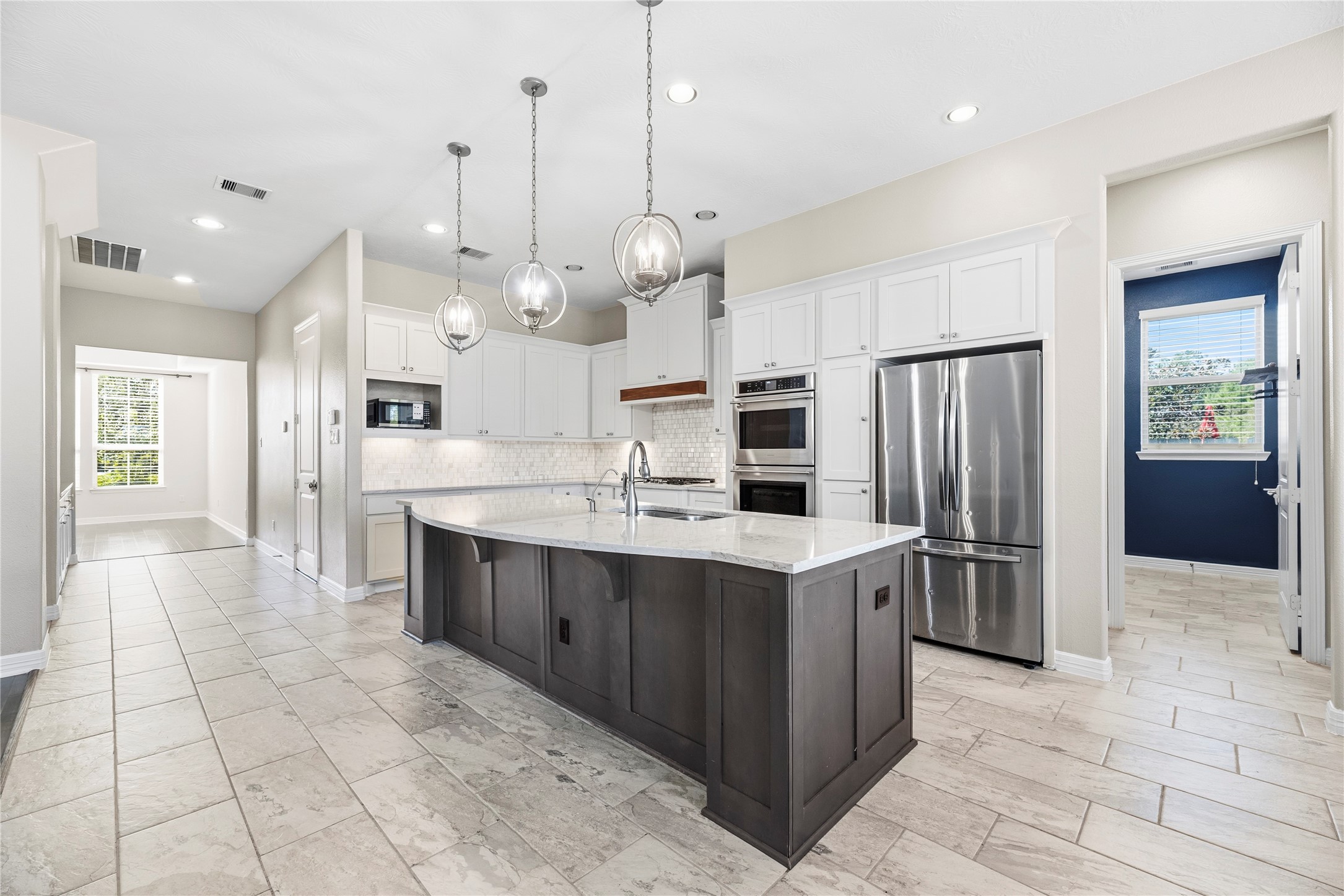 19610 Lone Tupelo Court, Cypress, TX 77433