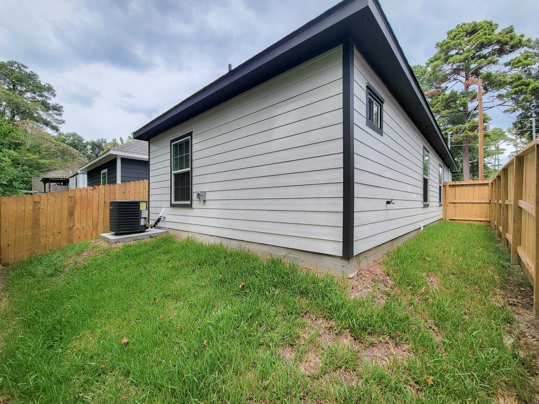 11849 Nelwood Street, Willis, TX 77318