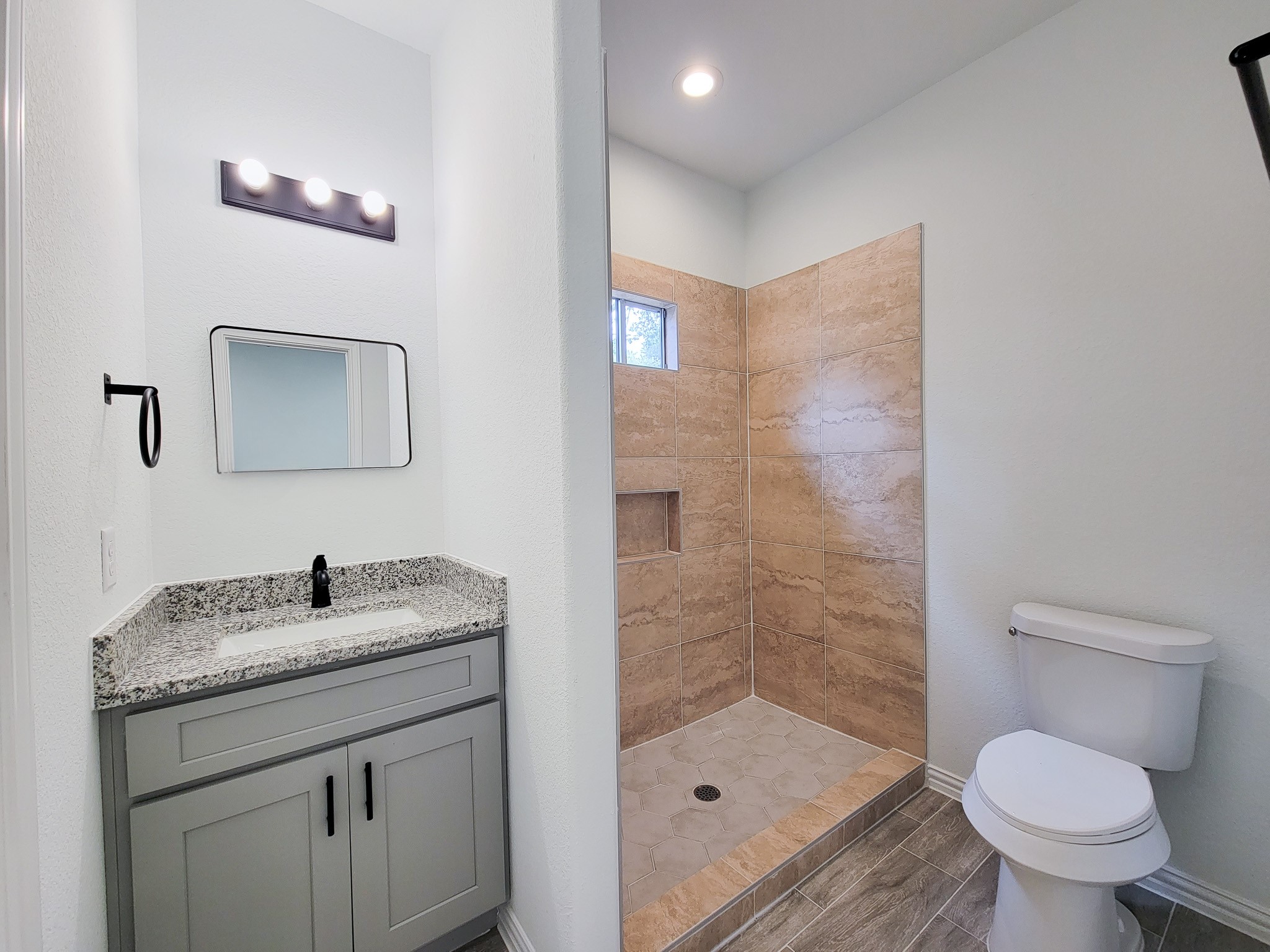 11849 Nelwood Street, Willis, TX 77318