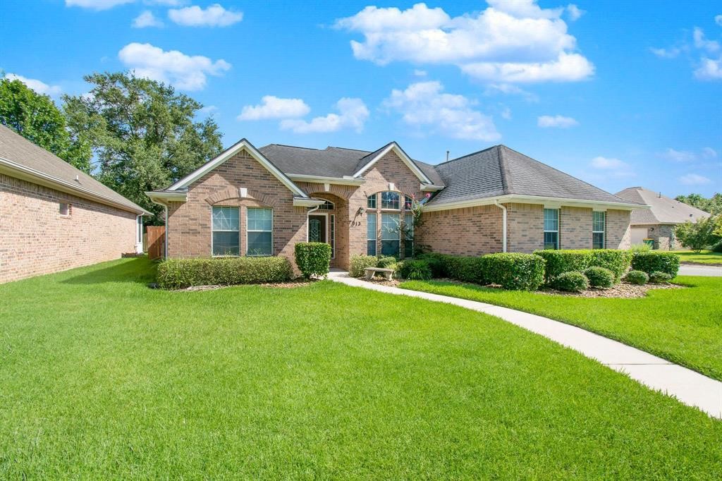913 Christi Lynn Lane, Conroe, TX 77304 913 Christi Lynn Lane, Conroe, TX 77304