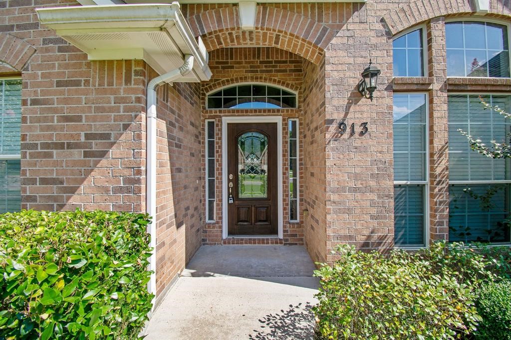 913 Christi Lynn Lane, Conroe, TX 77304