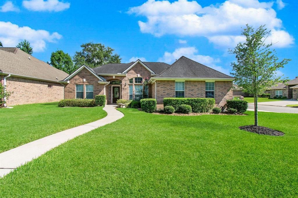 913 Christi Lynn Lane, Conroe, TX 77304