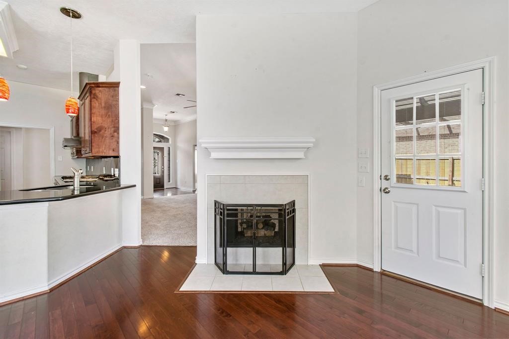 913 Christi Lynn Lane, Conroe, TX 77304