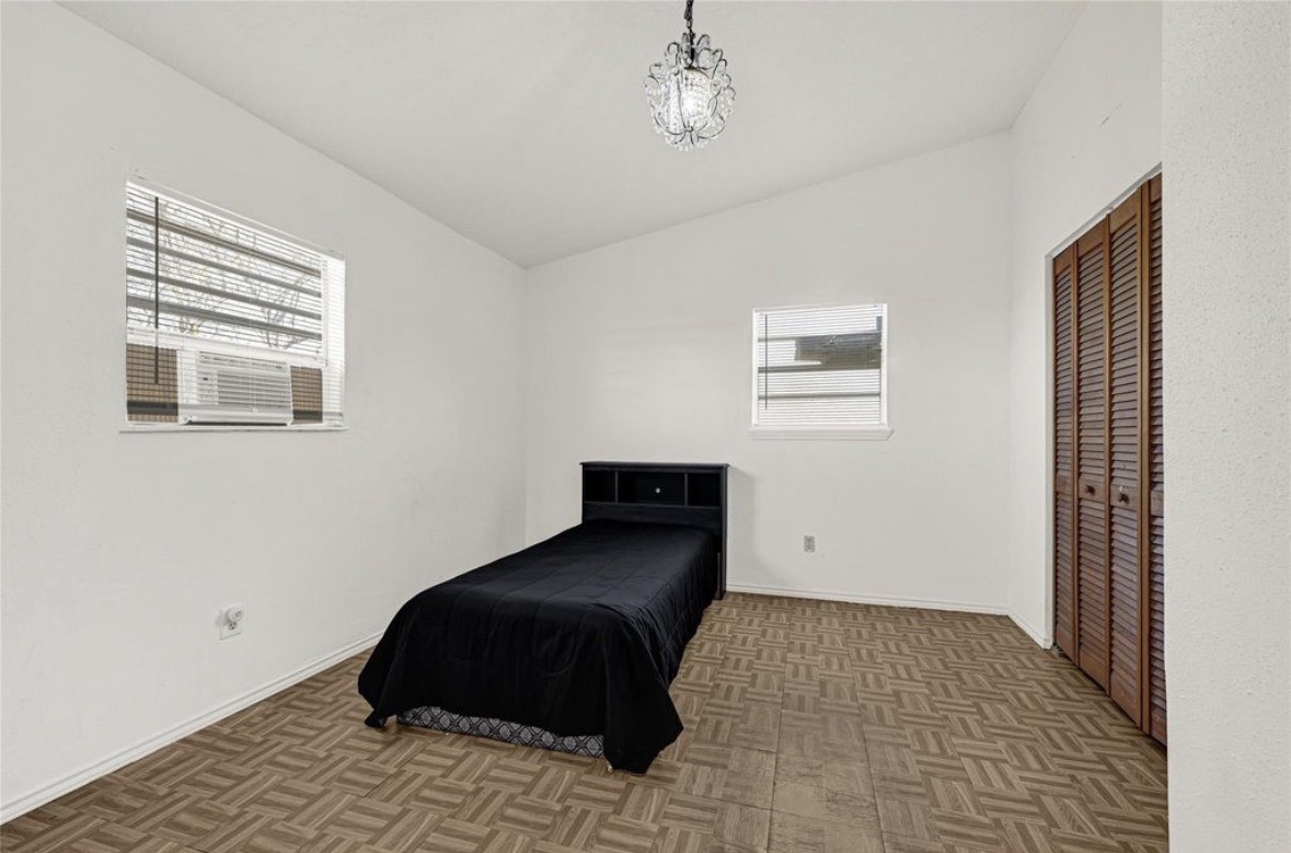 610 12th Street, Dickinson, TX 77539