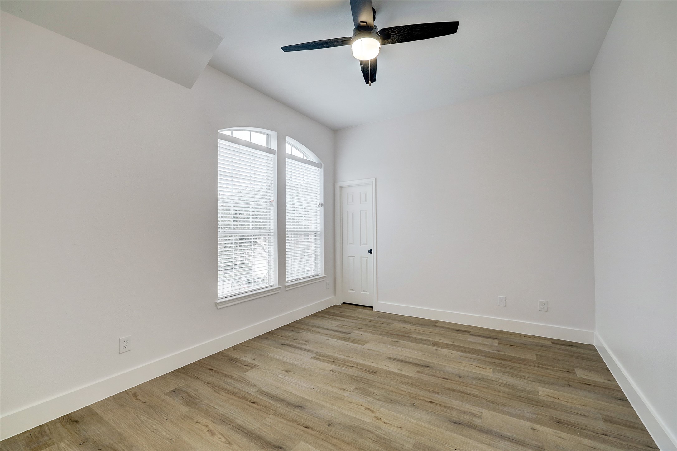 3550 Urban Woods Trail, Houston, TX 77008