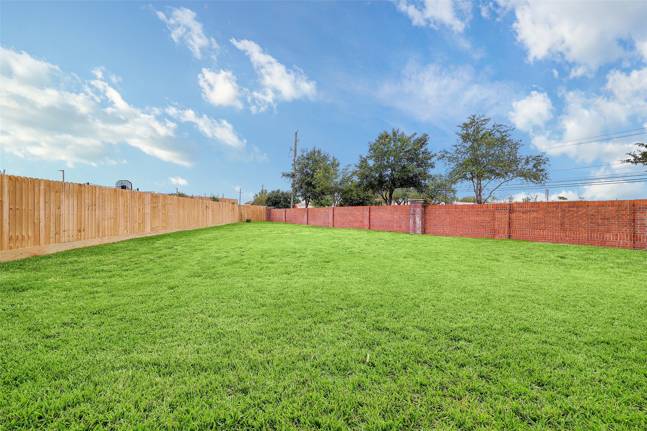 3550 Urban Woods Trail, Houston, TX 77008