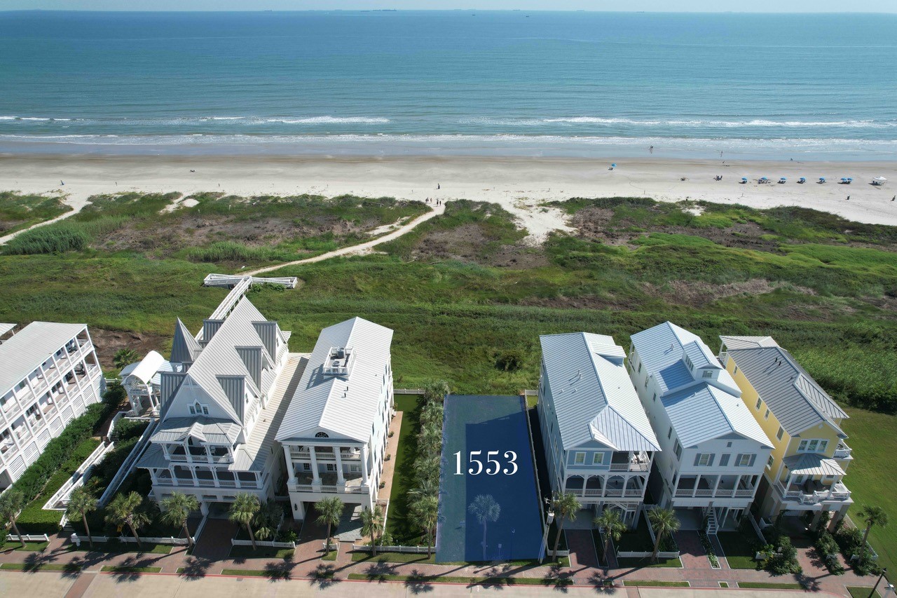 1553 Seaside Drive - Beachfront homesite in Beachtown Galveston