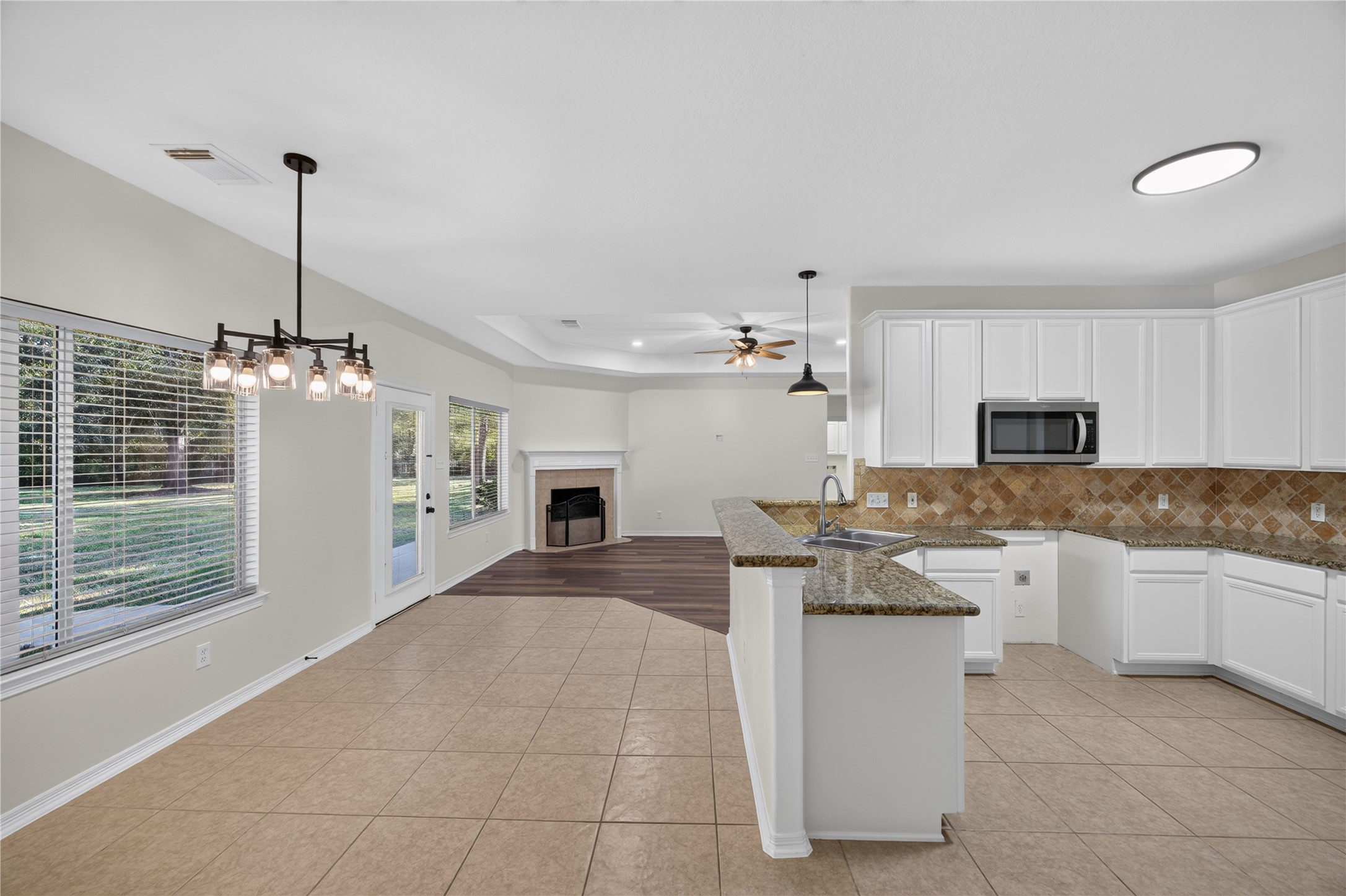 19002 Jennifer Lane, Cleveland, TX 77328