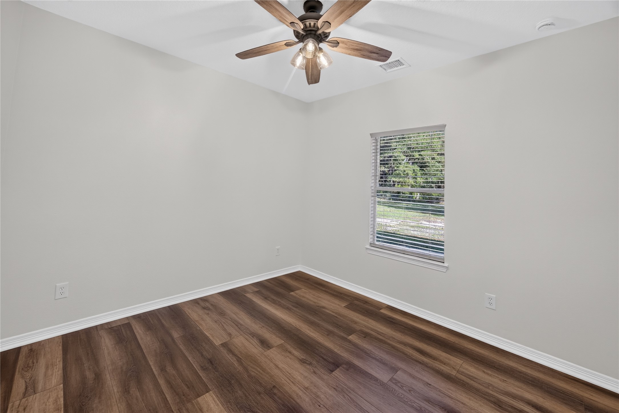 19002 Jennifer Lane, Cleveland, TX 77328