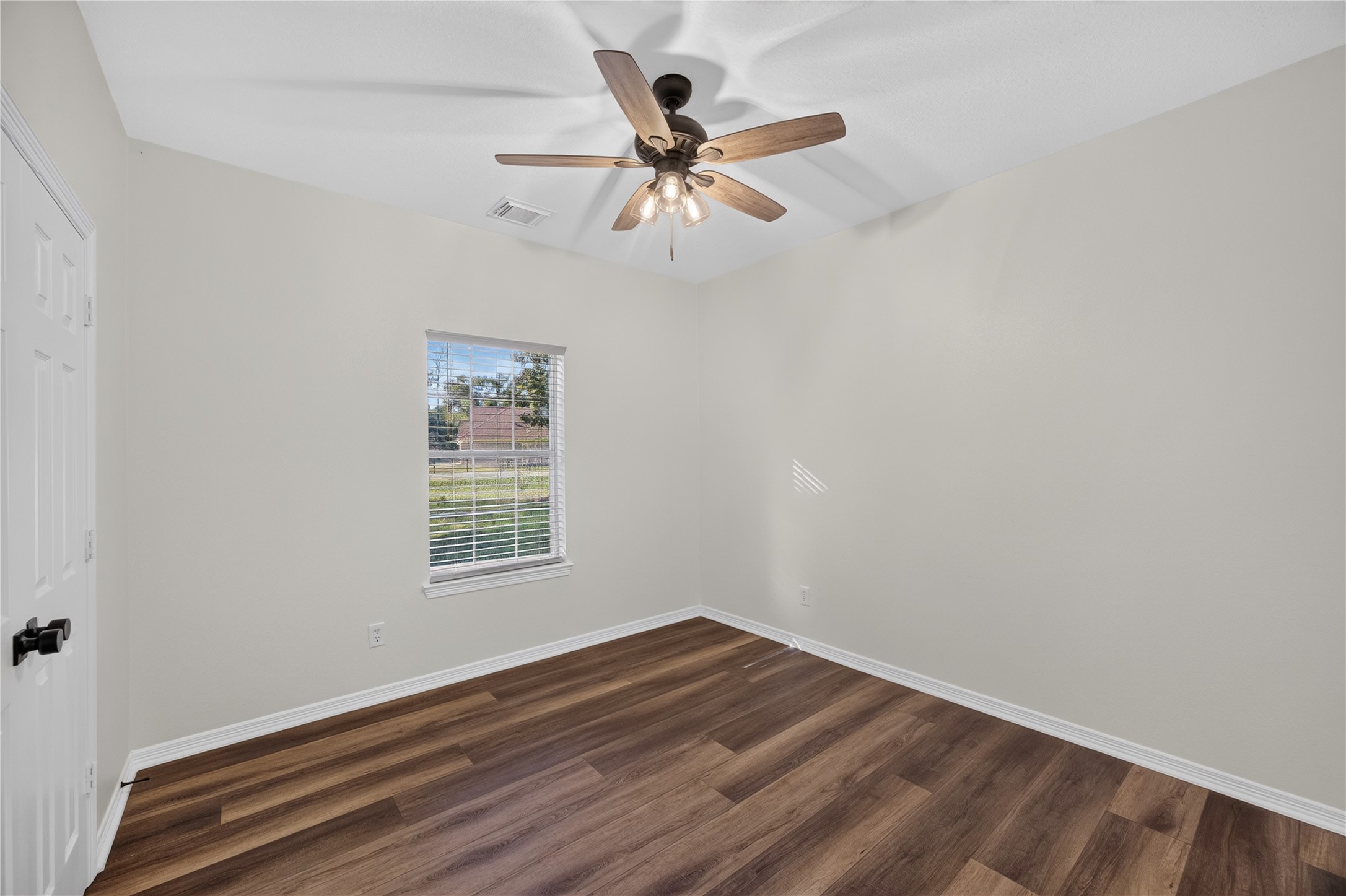 19002 Jennifer Lane, Cleveland, TX 77328