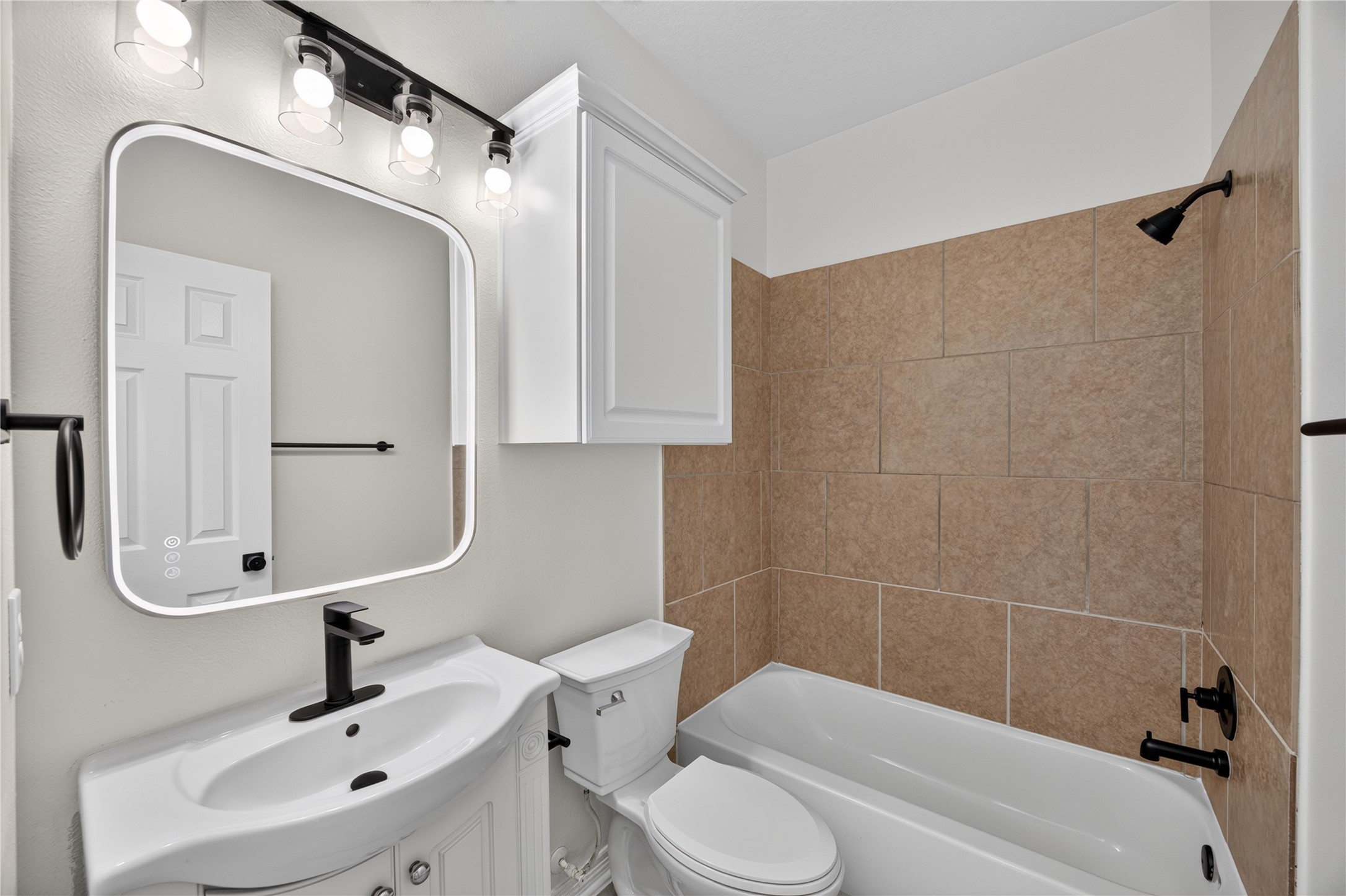 19002 Jennifer Lane, Cleveland, TX 77328