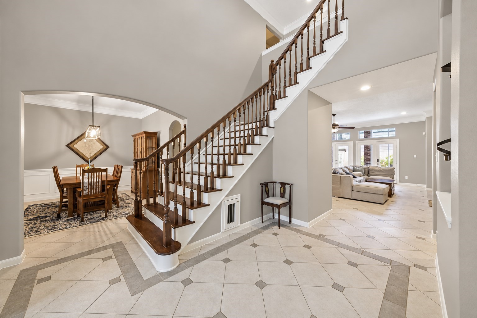 Elegant two story entry