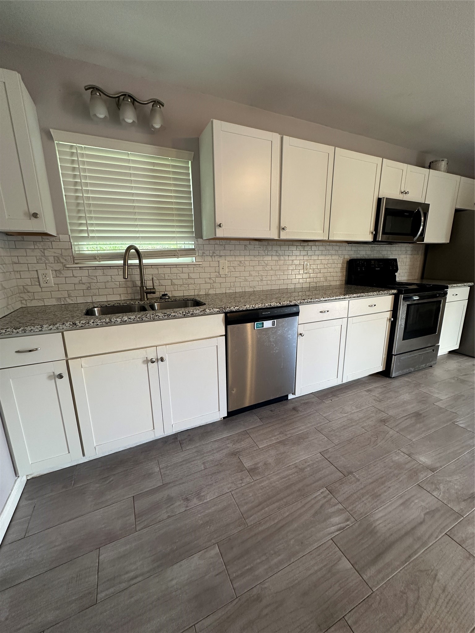 7307 Avenue O, Santa Fe, TX 77510