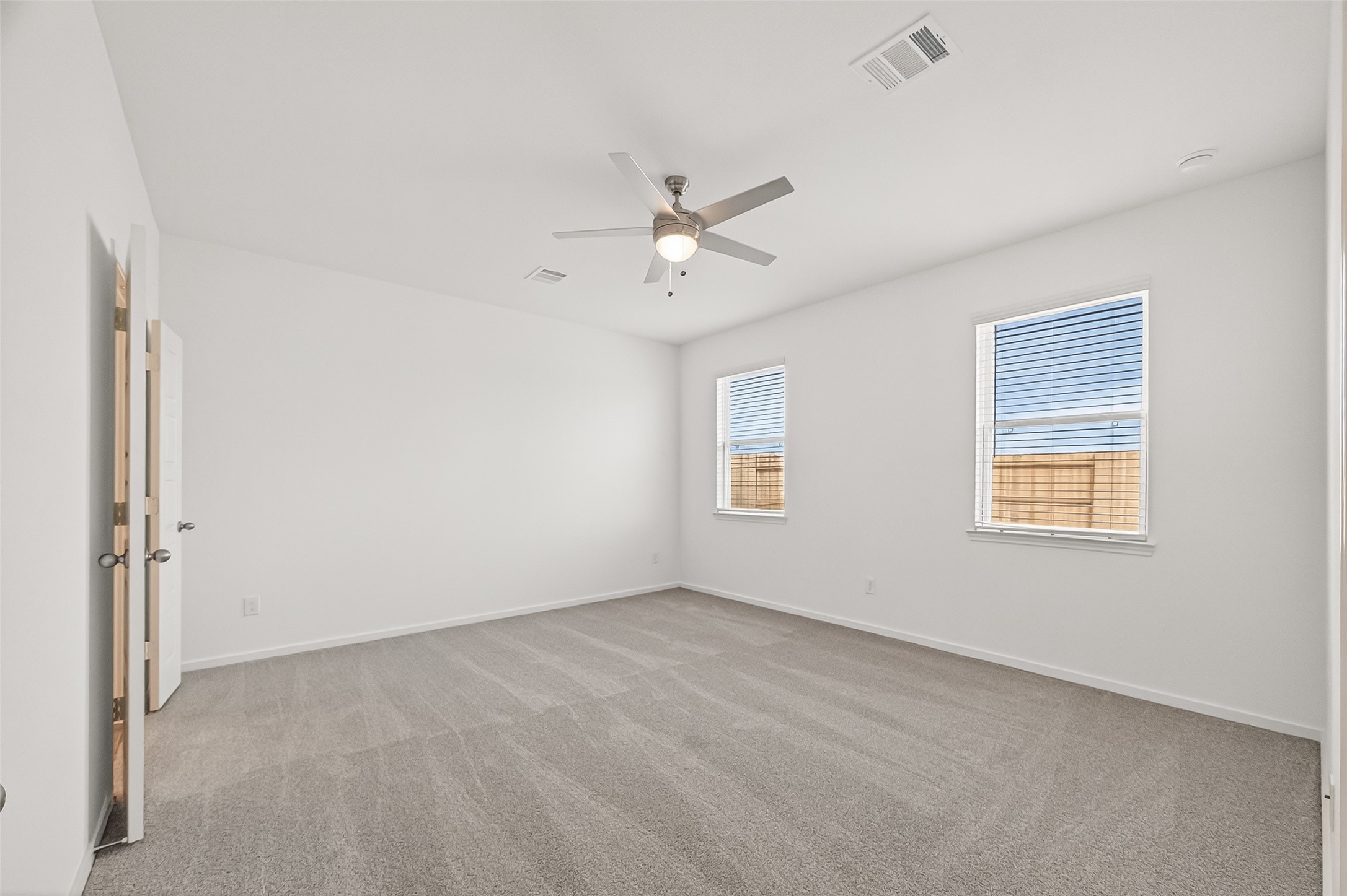 2902 Wind Cave Lane, Iowa Colony, TX 77583