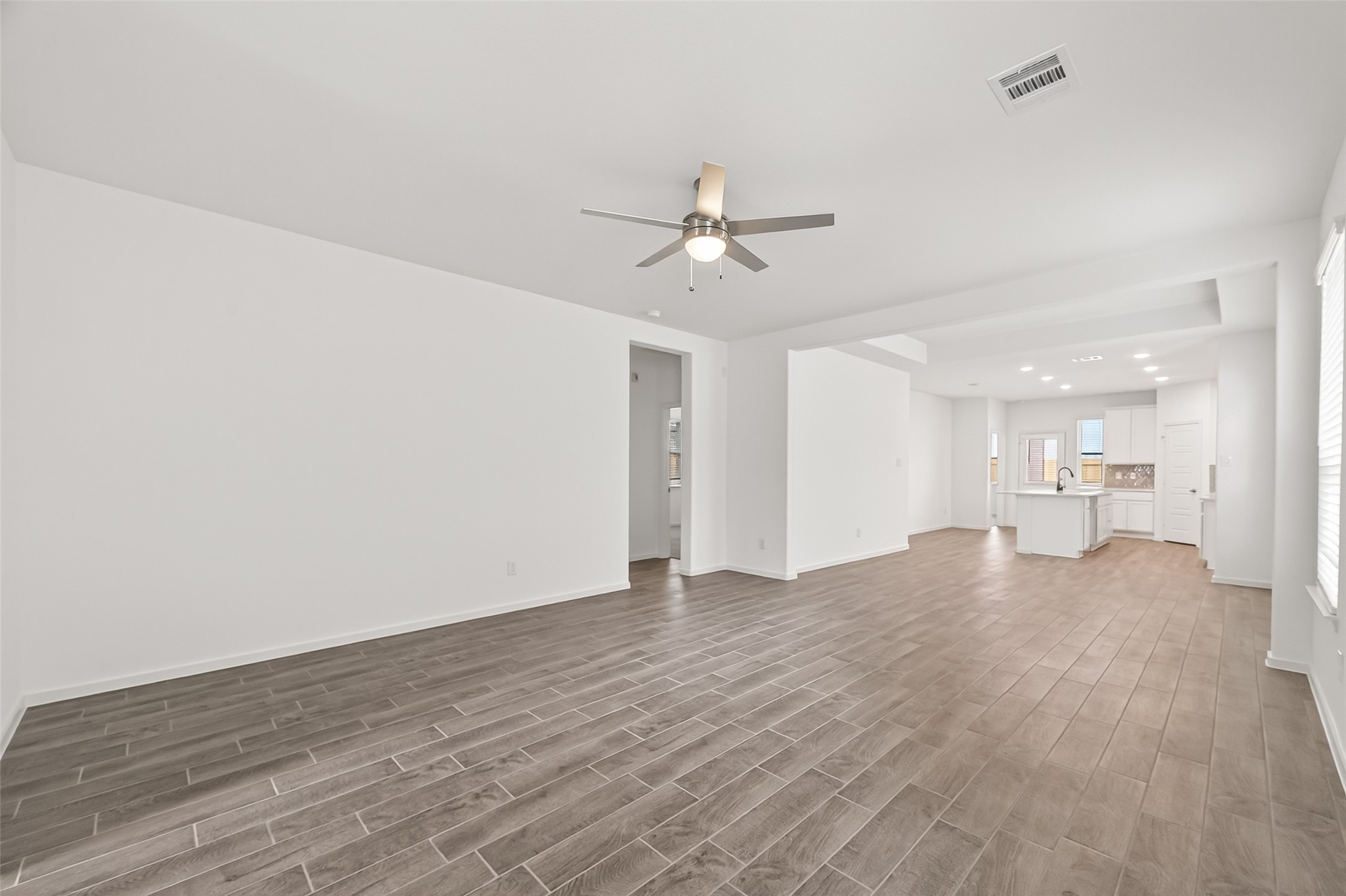 2902 Wind Cave Lane, Iowa Colony, TX 77583