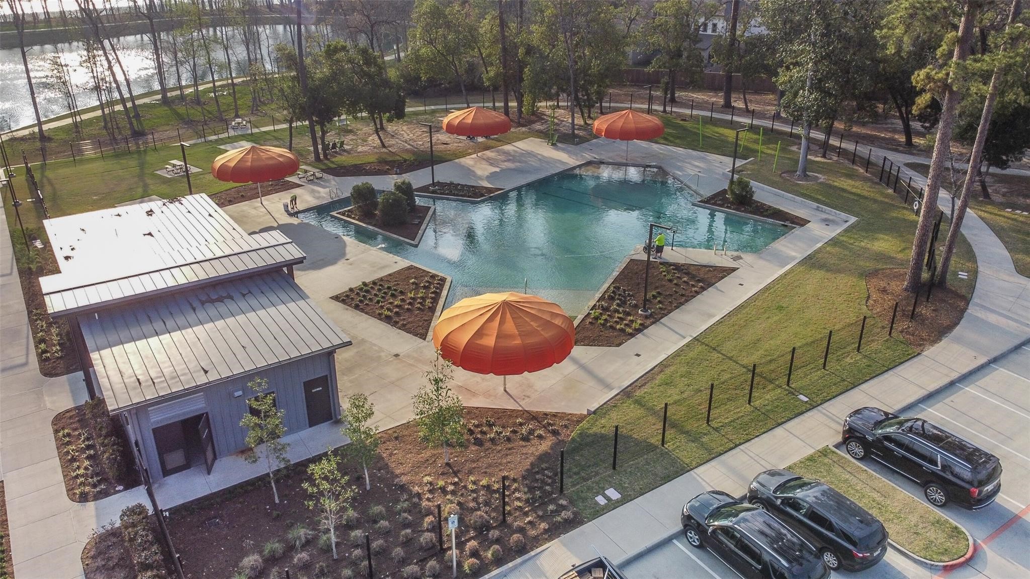 RESORT STYLE POOL