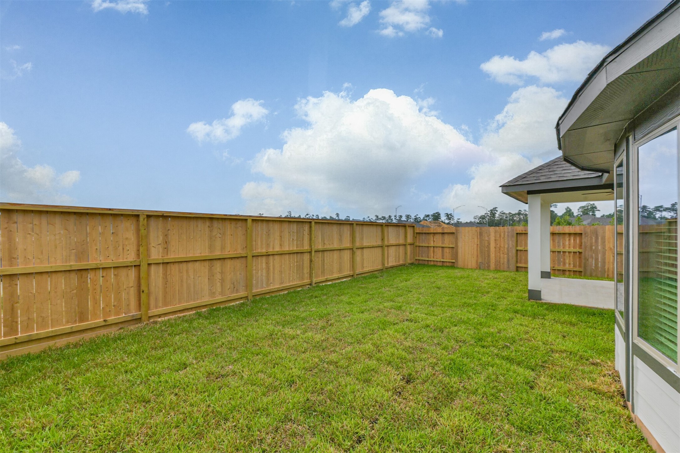 455 Mathis Lake, Conroe, TX 77304