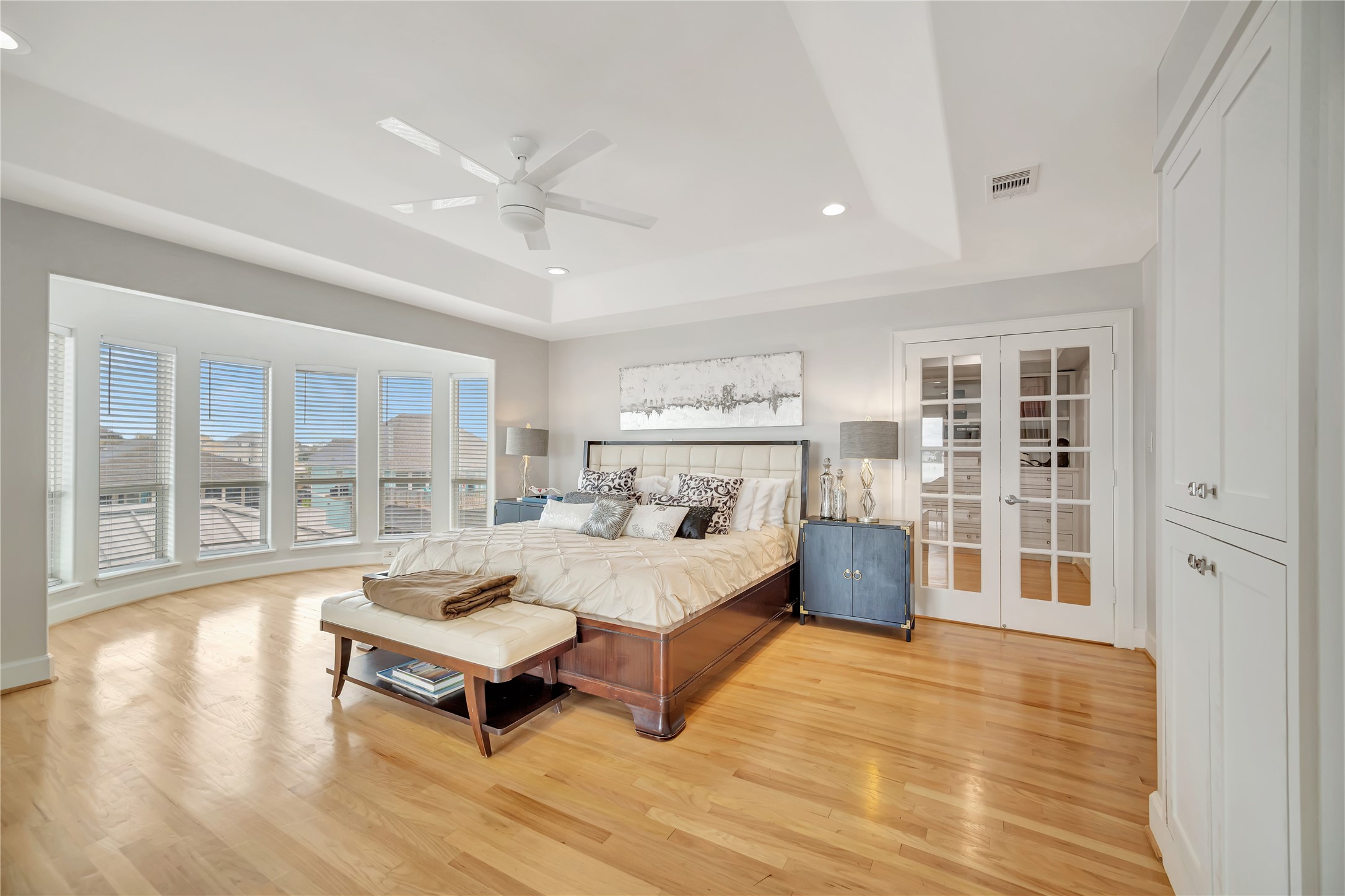 1303 Outrigger, Tiki Island, TX 77554